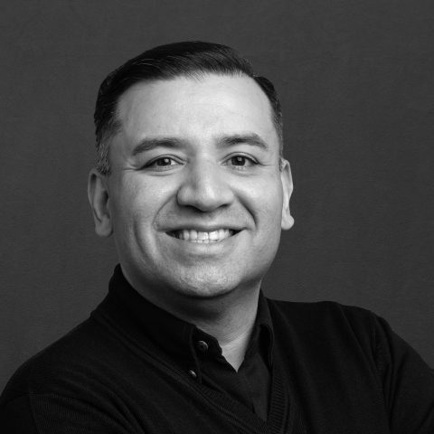 Roberto Carlos Lemus headshot image